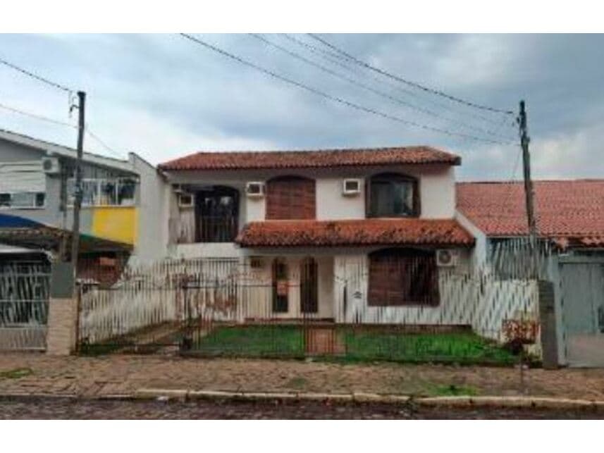 Foto 1 de 3: Casa em leilão em Canoas - RS — Casa à venda em leilão