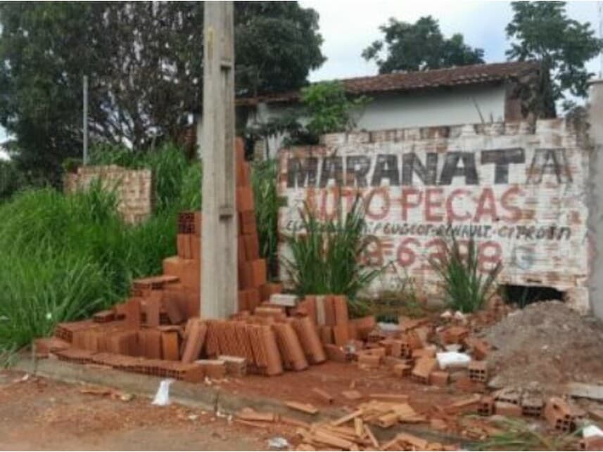 Foto 2 de 3: Casa em leilão em Guapó - GO — Casa à venda em leilão