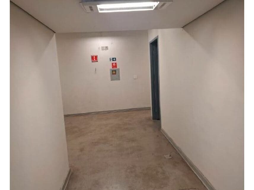 Foto 8 de 15: Imóvel em leilão em São Paulo - SP — Ex-Agência à venda em leilão