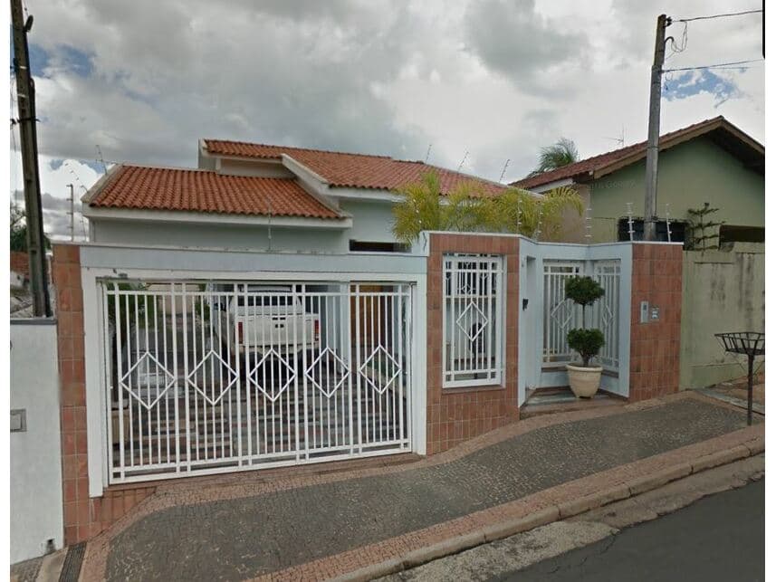 Casa em leilão em Santa Bárbara D'oeste - SP — Casa à venda em leilão