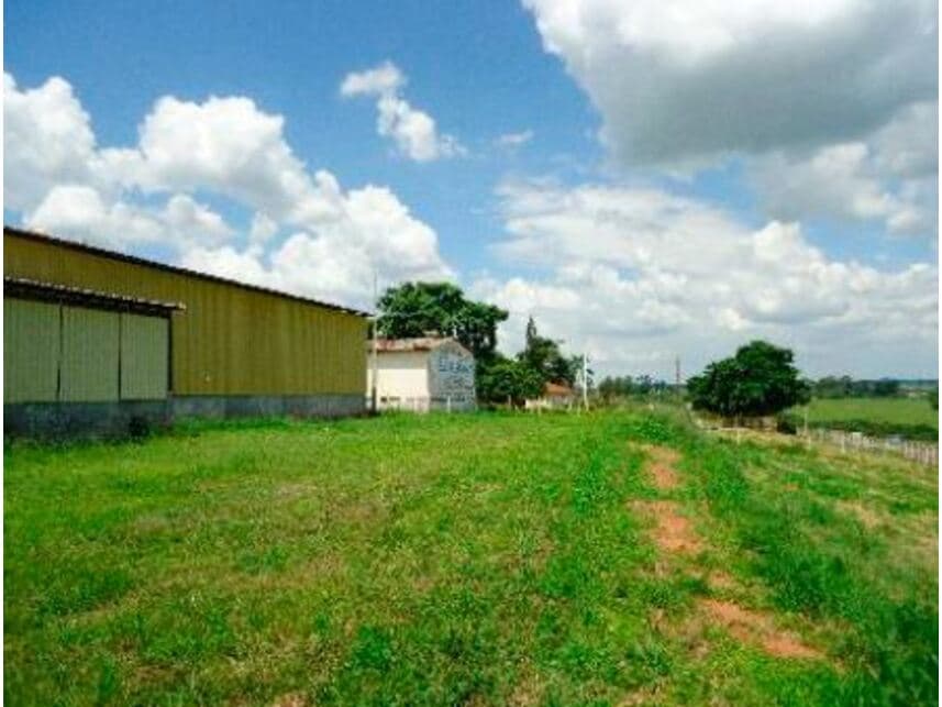 Foto 16 de 21: Comercial em leilão em Santo Anastácio - SP — Galpão à venda em leilão