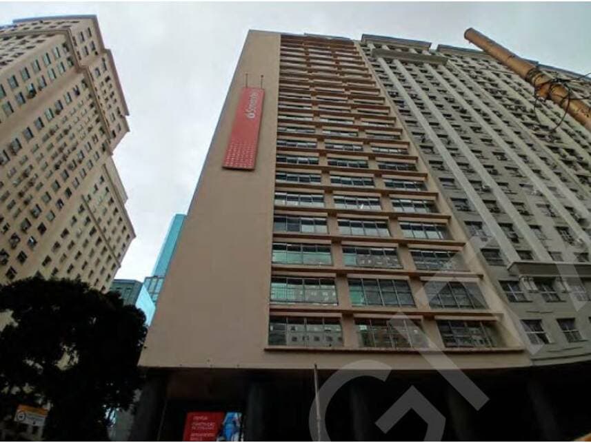Comercial em leilão em Rio De Janeiro - RJ — Sala Comercial à venda em leilão