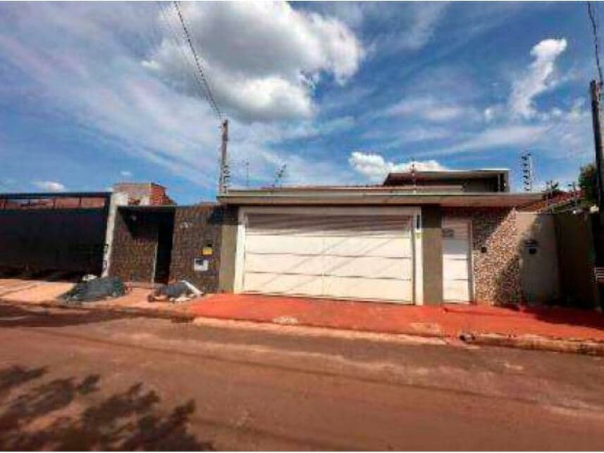 Foto 1 de 2: Casa em leilão em Rio Brilhante - MS — Casa à venda em leilão
