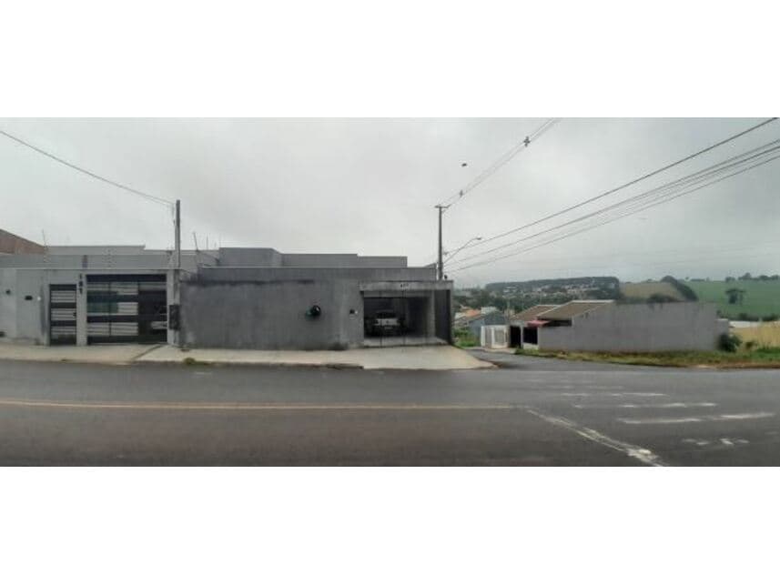 Foto 1 de 2: Casa em leilão em Arapongas - PR — Casa à venda em leilão