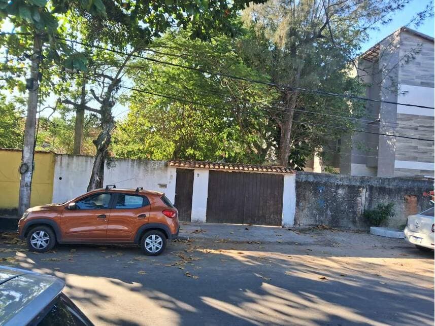 Casa em leilão em Rio De Janeiro - RJ — Casa à venda em leilão