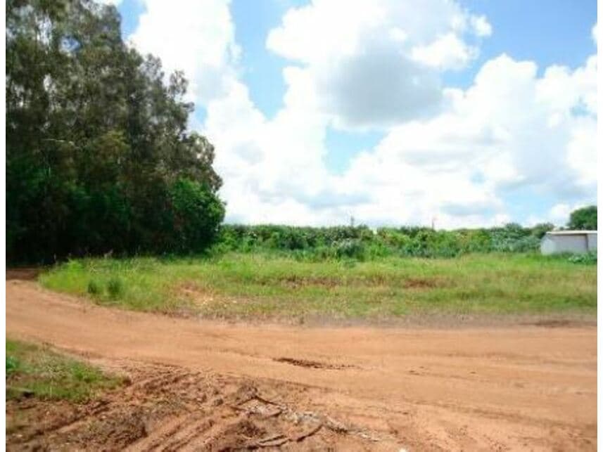 Foto 14 de 21: Comercial em leilão em Santo Anastácio - SP — Galpão à venda em leilão