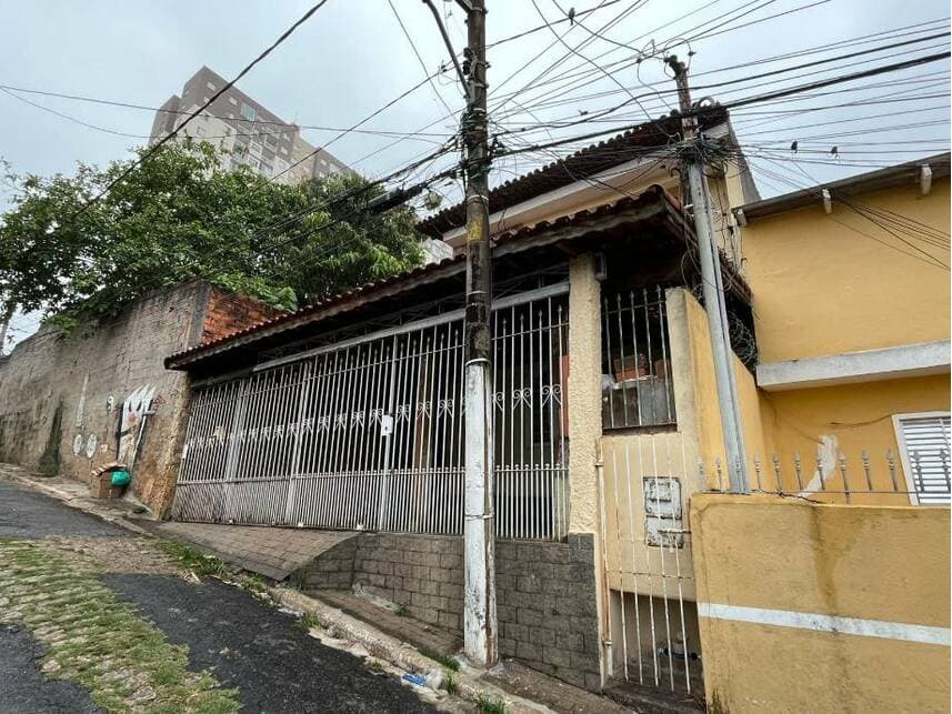 Casa em leilão em São Paulo - SP — Casa à venda em leilão