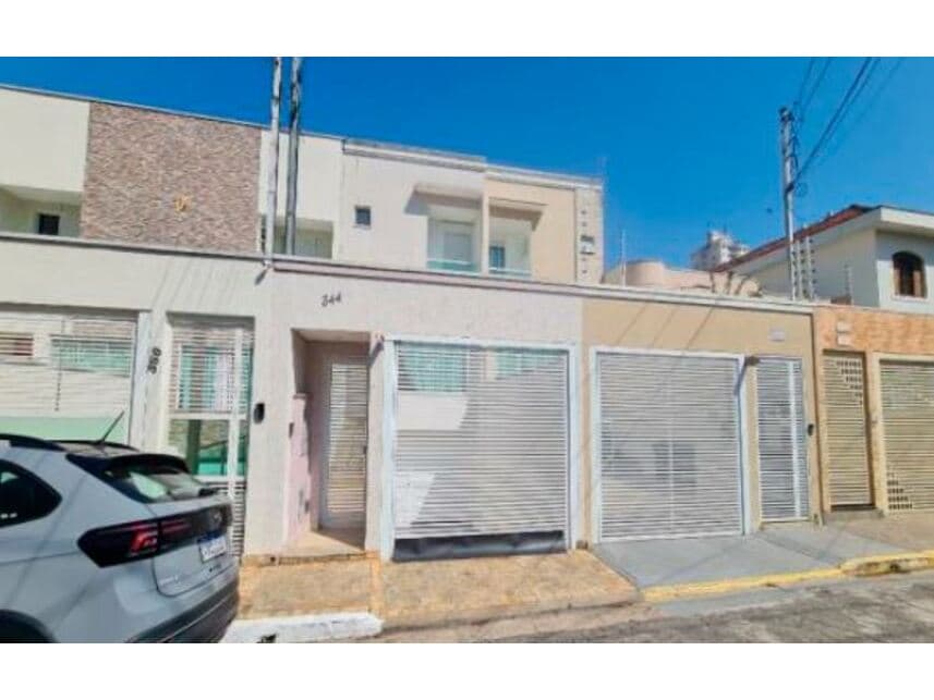 Casa em leilão em São Paulo - SP — Casa à venda em leilão