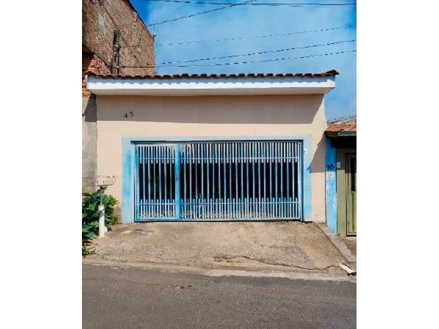 Casa em leilão em São Carlos - SP — Casa à venda em leilão