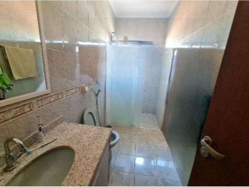 Foto 10 de 17: Casa em leilão em Bauru - SP — Casa à venda em leilão
