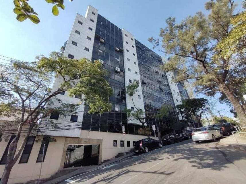 Comercial em leilão em Belo Horizonte - MG — Sala Comercial à venda em leilão