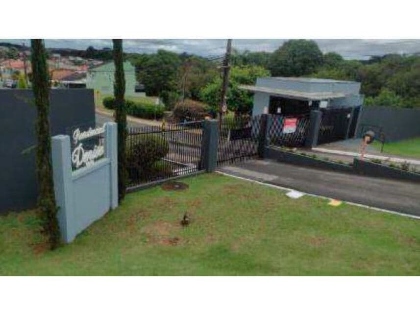 Foto 2 de 3: Casa em leilão em Campo Largo - PR — Casa à venda em leilão