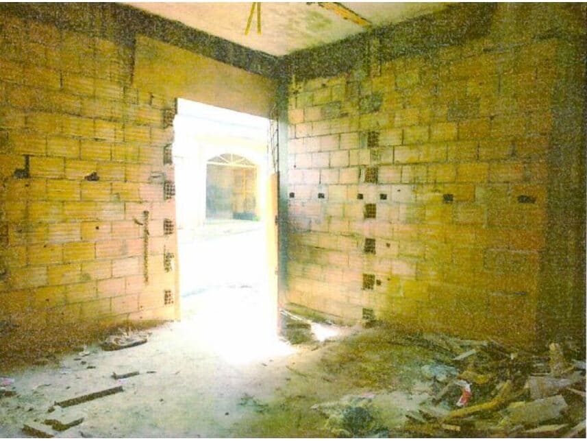Foto 9 de 11: Casa em leilão em Pitangui - MG — Casa à venda em leilão