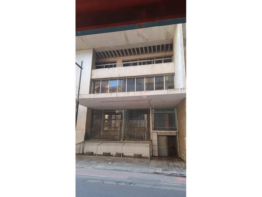 Foto 2 de 14: Comercial em leilão em Porto Alegre - RS — Prédio Comercial à venda em leilão