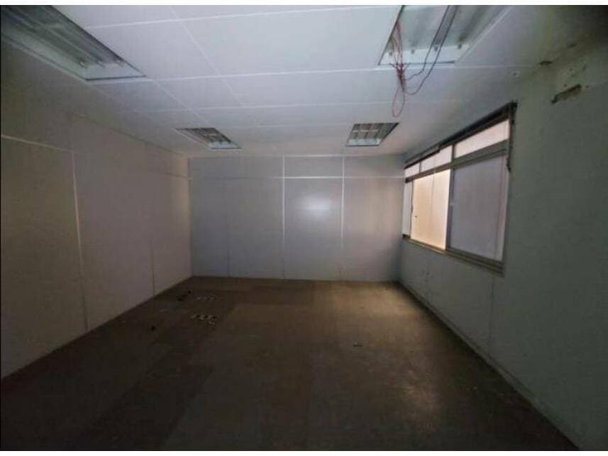 Foto 13 de 14: Comercial em leilão em Porto Alegre - RS — Prédio Comercial à venda em leilão