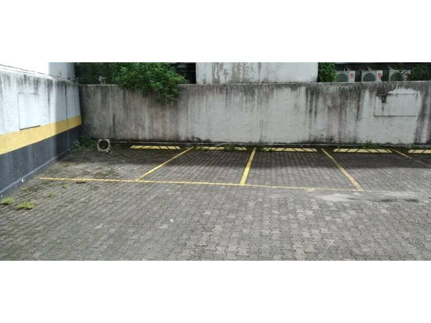Foto 21 de 24: Imóvel em leilão em Vitória - ES — Ex-Agência à venda em leilão