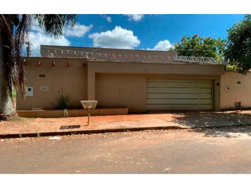 Foto 2 de 2: Casa em leilão em Goiânia - GO — Casa à venda em leilão