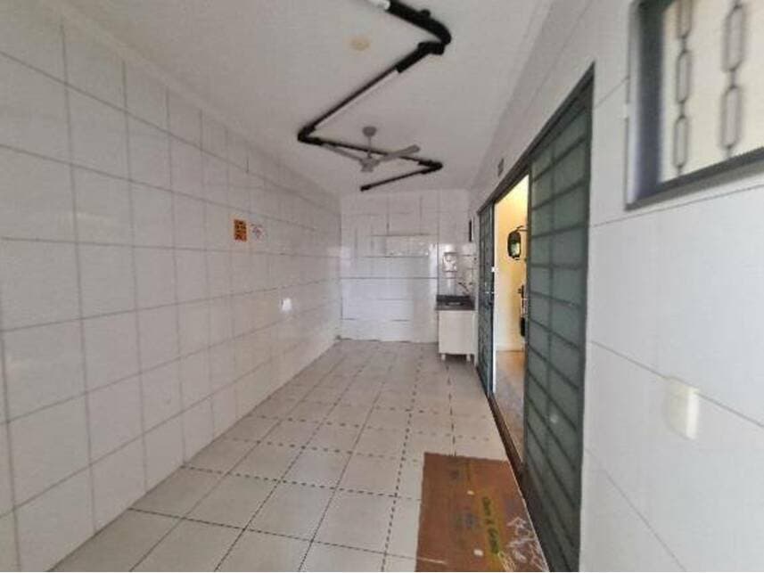 Foto 14 de 17: Casa em leilão em Bauru - SP — Casa à venda em leilão