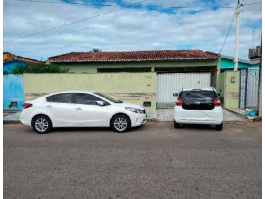 Foto 1 de 10: Casa em leilão em Natal - RN — Casa à venda em leilão