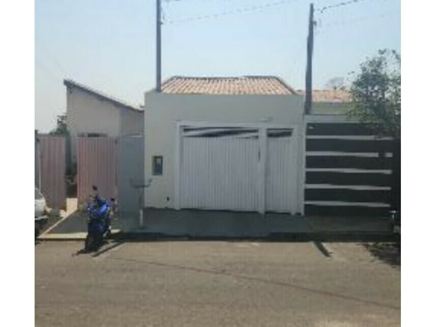 Casa em leilão em Promissão - SP — Casa à venda em leilão