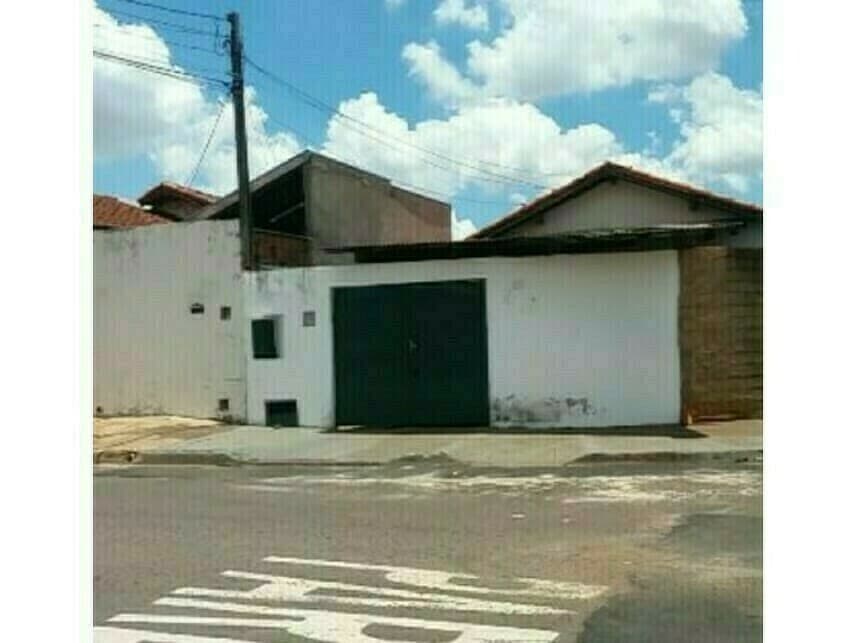 Casa em leilão em Ribeirão Preto - SP — Casa à venda em leilão