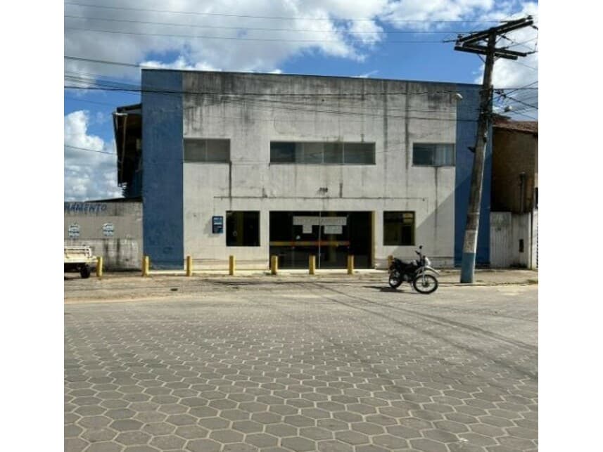 Comercial em leilão em Itamaraju - BA — Prédio Comercial à venda em leilão