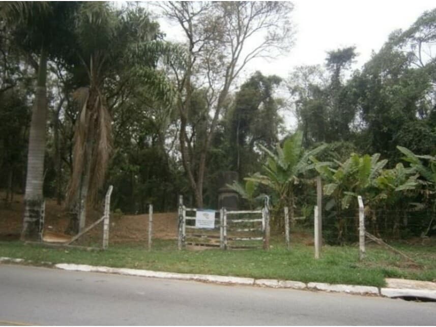 Foto 1 de 11: Terreno em leilão em Santana De Parnaíba - SP — Terreno à venda em leilão