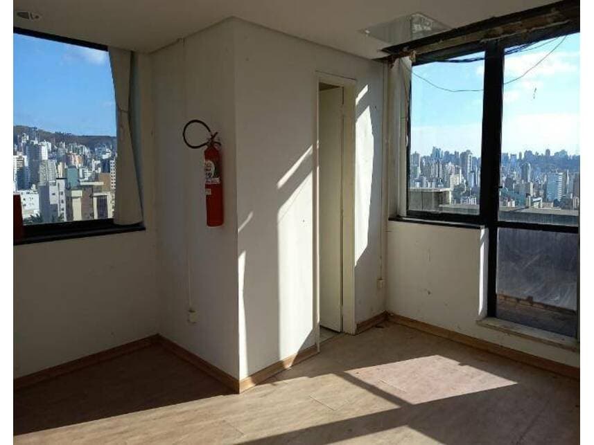 Foto 6 de 17: Comercial em leilão em Belo Horizonte - MG — Sala Comercial à venda em leilão