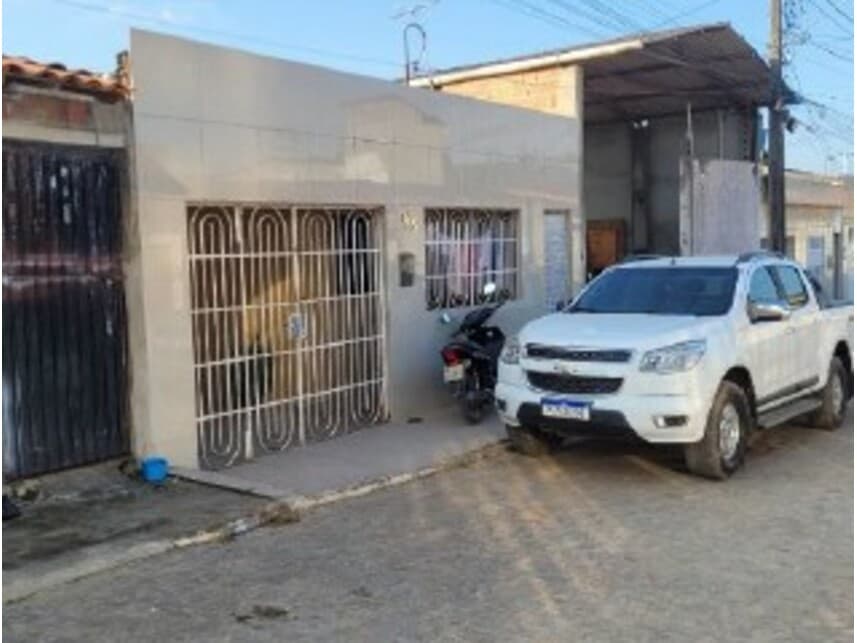 Casa em leilão em Bonito - PE — Casa à venda em leilão
