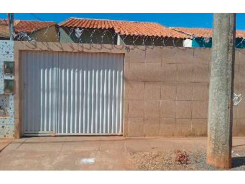Foto 3 de 3: Casa em leilão em Buritis - MG — Casa à venda em leilão