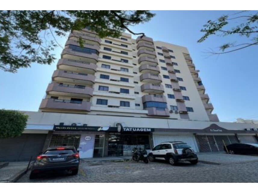 Apartamento em leilão em Campos Dos Goytacazes - RJ — Apartamento à venda em leilão