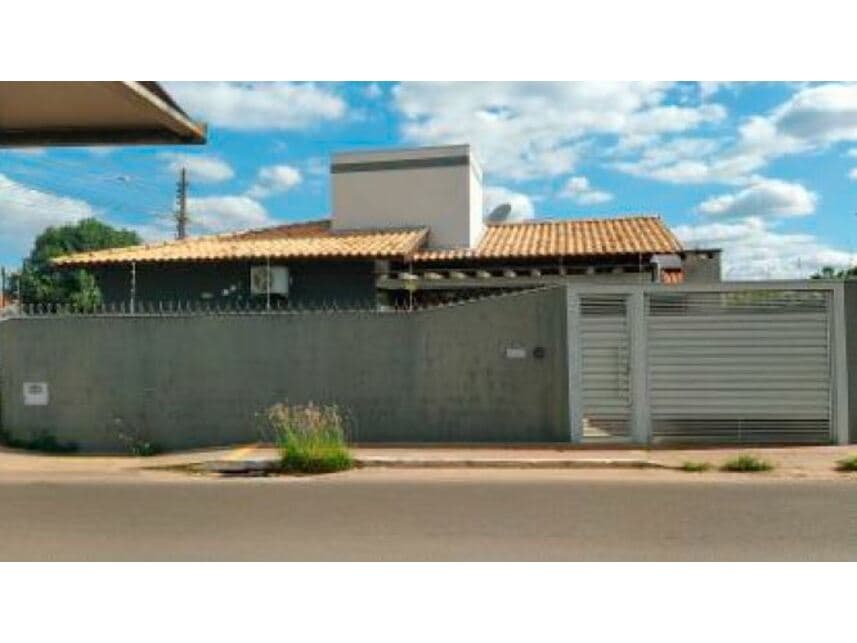 Foto 1 de 2: Casa em leilão em Campo Grande - MS — Casa à venda em leilão