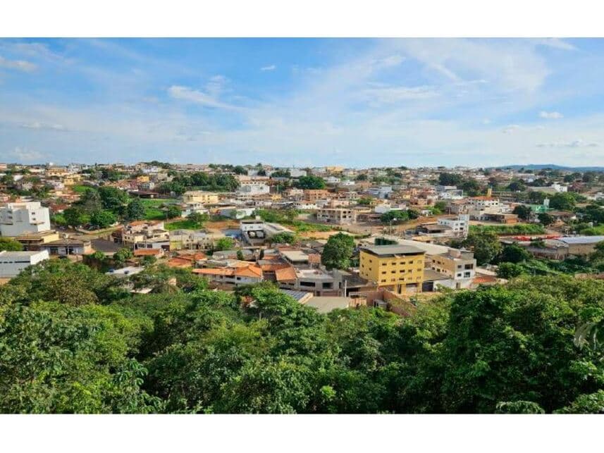 Foto 11 de 11: Casa em leilão em Pitangui - MG — Casa à venda em leilão