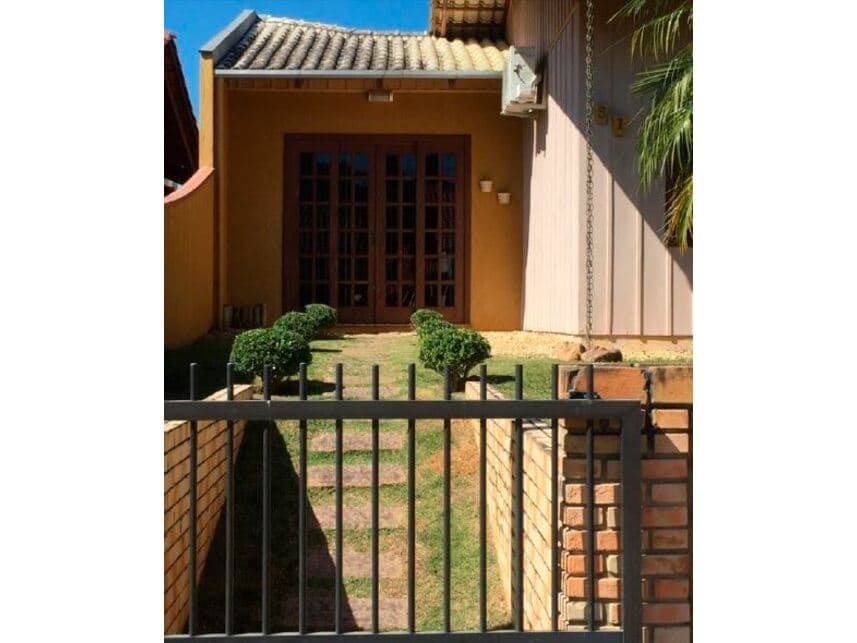 Foto 2 de 14: Casa em leilão em Rio Do Sul - SC — Casa à venda em leilão