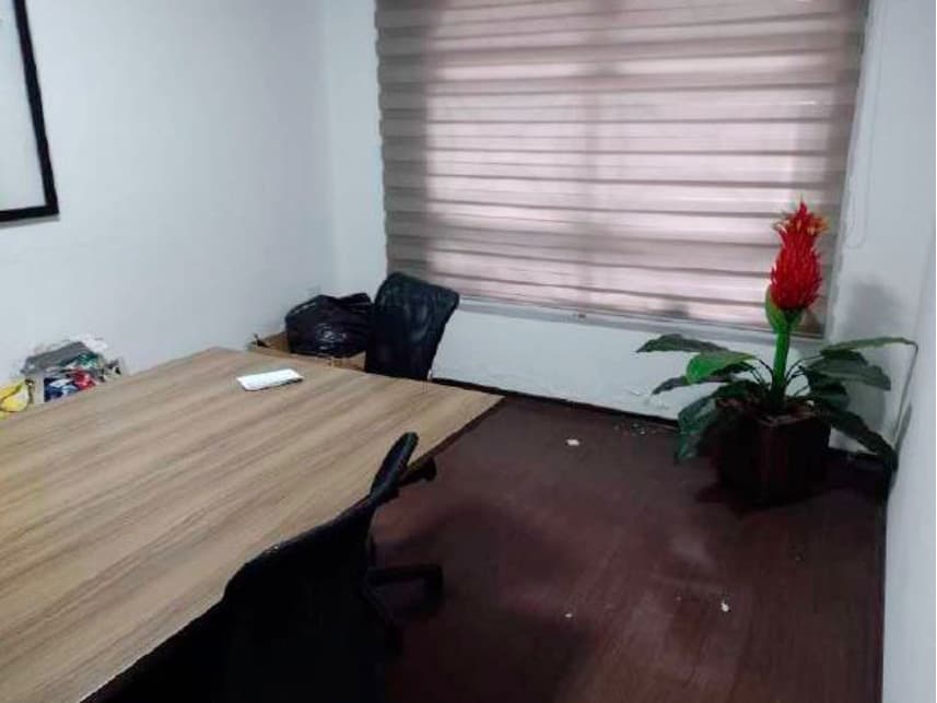 Foto 9 de 17: Casa em leilão em São Paulo - SP — Sobrado à venda em leilão