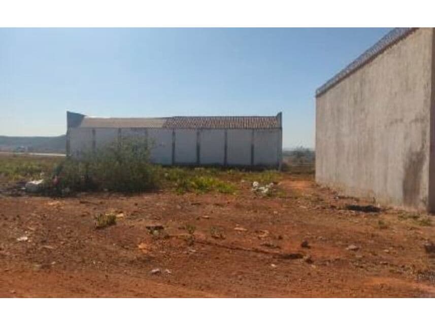 Foto 1 de 6: Terreno em leilão em Luziânia - GO — Terrenos à venda em leilão