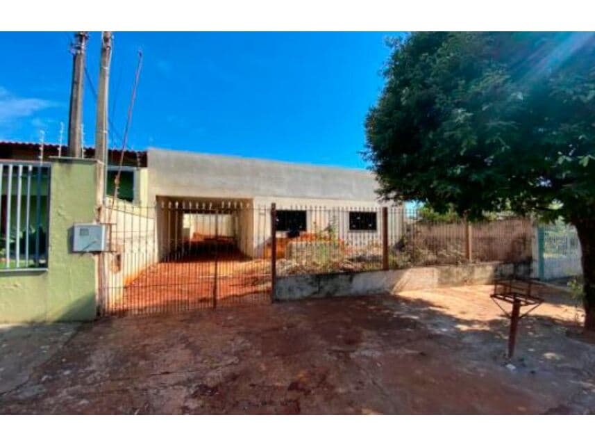 Casa em leilão em Londrina - PR — Casa à venda em leilão