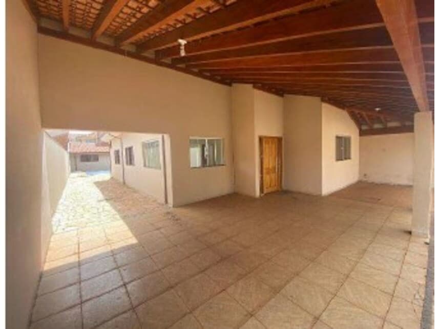 Foto 5 de 18: Casa em leilão em Sales Oliveira - SP — Casa à venda em leilão
