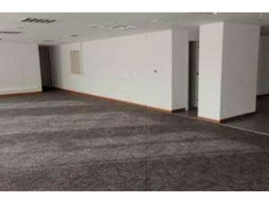 Foto 8 de 10: Comercial em leilão em Rio De Janeiro - RJ — Conjunto Comercial à venda