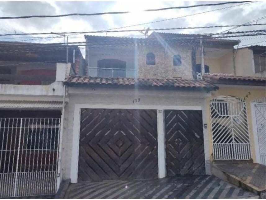 Casa em leilão em Santo André - SP — Casa à venda em leilão