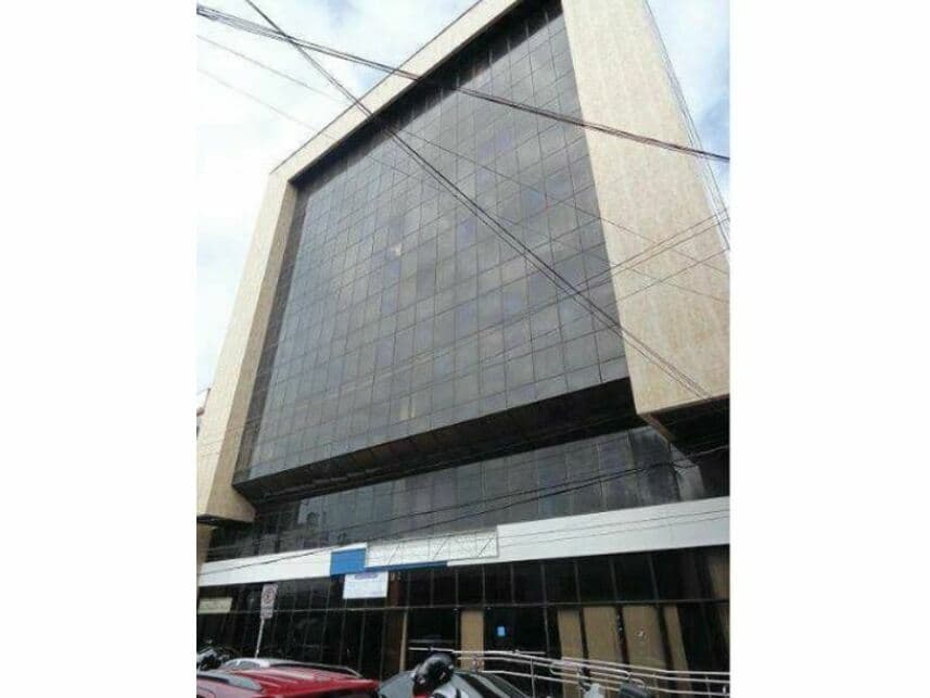Foto 1 de 38: Comercial em leilão em Fortaleza - CE — Prédio Comercial à venda em leilão