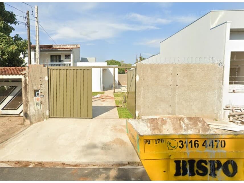 Casa em leilão em São Carlos - SP — Casa à venda em leilão