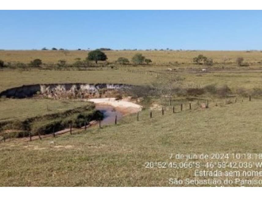 Foto 3 de 7: Terreno em leilão em São Sebastião Do Paraíso - MG — Terreno à venda em leilão