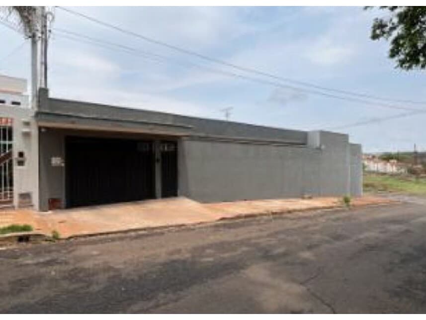 Foto 1 de 2: Casa em leilão em Jaú - SP — Casa à venda em leilão