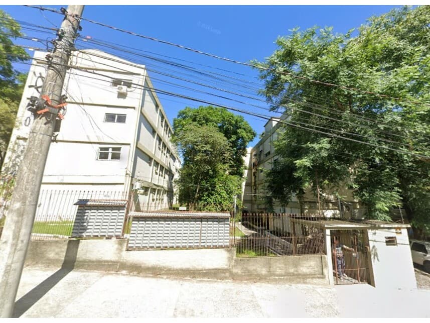 Apartamento em leilão em Santa Maria - RS — Apartamento à venda em leilão