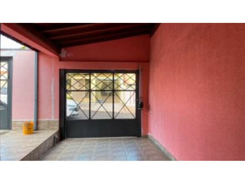 Foto 13 de 20: Casa em leilão em Botucatu - SP — Casa à venda em leilão