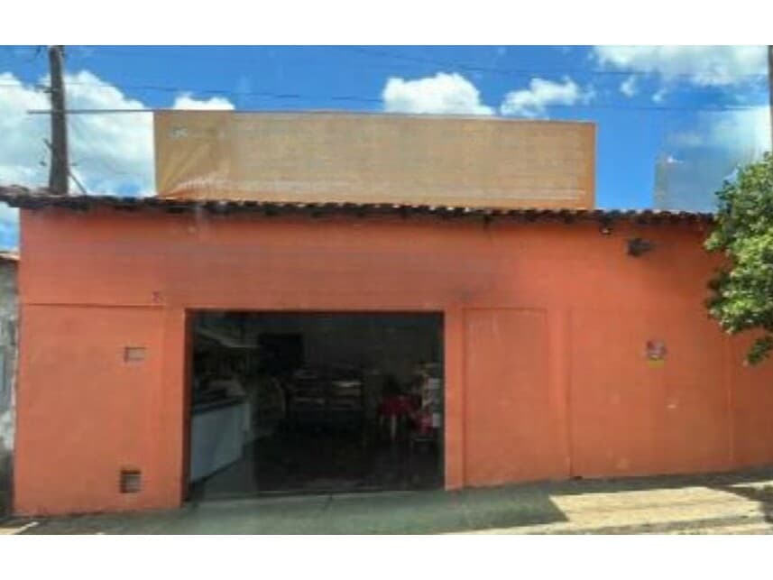 Casa em leilão em Franca - SP — Casa à venda em leilão