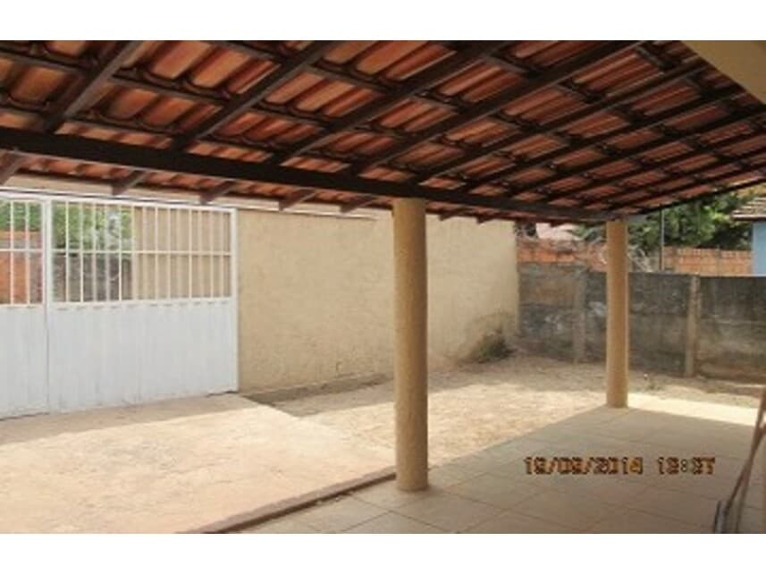 Foto 4 de 19: Casa em leilão em Buritizeiro - MG — Casa à venda em leilão