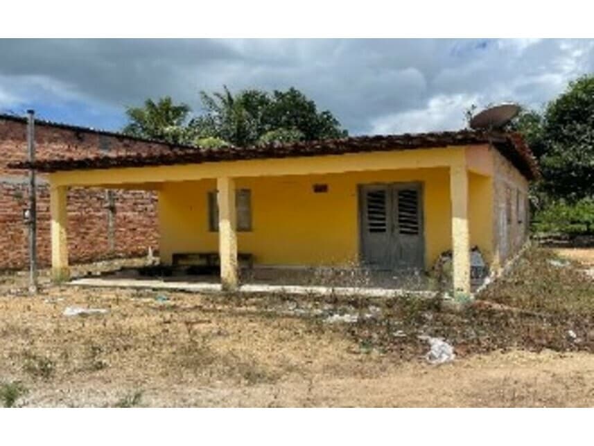 Casa em leilão em Centro Novo Do Maranhão - MA — Casa à venda em leilão