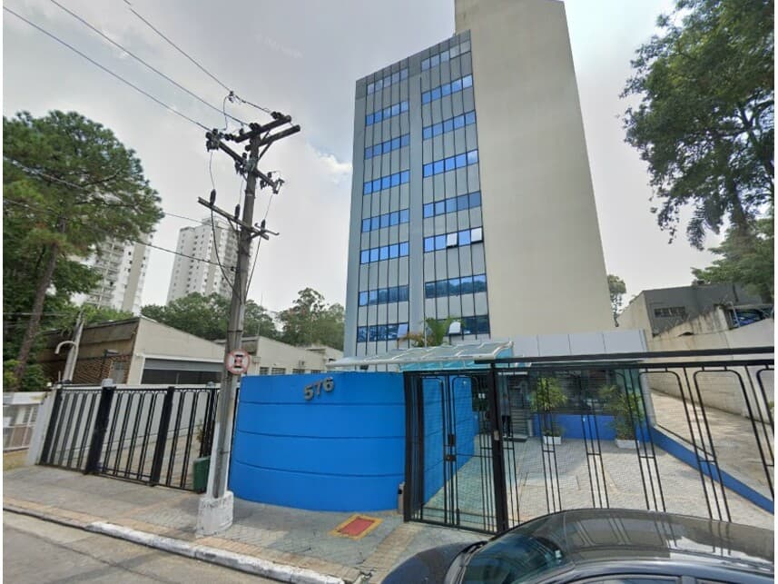 Comercial em leilão em São Paulo - SP — Prédio Comercial à venda em leilão
